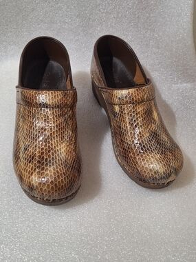 Snake Print Clog Shoes in Brown and Tan